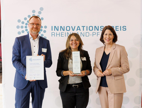Verleihung Innovationspreis Rheinland-Pfalz 2023 Kategorie CO2-Reduktion für TwinMelt-Technologie.jpg